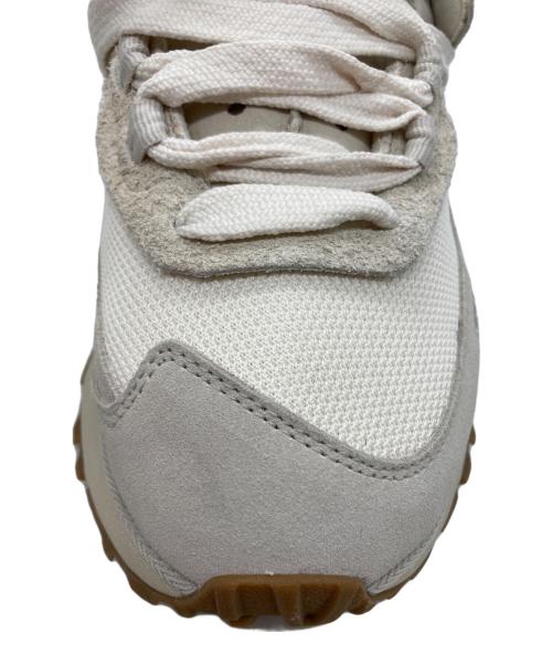 UGG（アグ）UGG (アグ) RetroFi Low Spring アイボリー サイズ:US8の古着・服飾アイテム