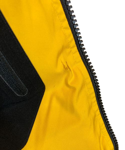NIKE（ナイキ）NIKE (ナイキ) ユニバーシティゴールドジャケット イエロー サイズ:Sの古着・服飾アイテム