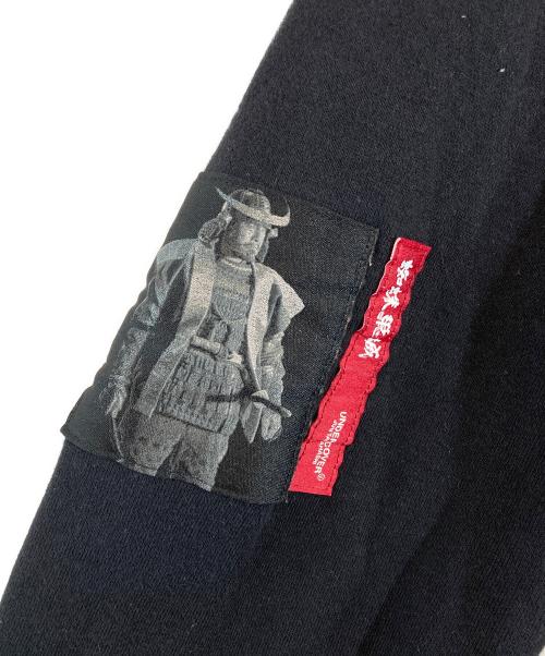 UNDERCOVER（アンダーカバー）UNDERCOVER (アンダーカバー) 蜘蛛巣城 ムカデ刺繍 クルーネックスウェット ブラック サイズ:２の古着・服飾アイテム