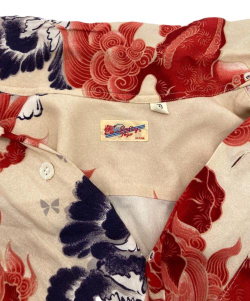 Sun Surf（サンサーフ）Sun Surf (サンサーフ) 唐獅子牡丹アロハシャツ ベージュ サイズ:Mの古着・服飾アイテム