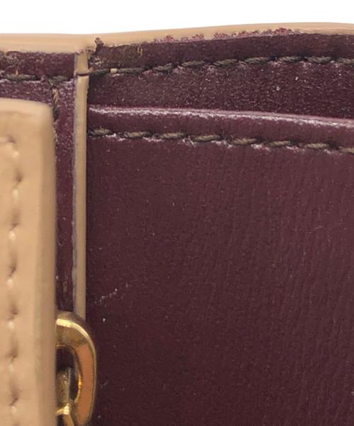 Salvatore Ferragamo（サルヴァトーレ フェラガモ）Salvatore Ferragamo (サルヴァトーレ フェラガモ) 2つ折り財布 ベージュの古着・服飾アイテム