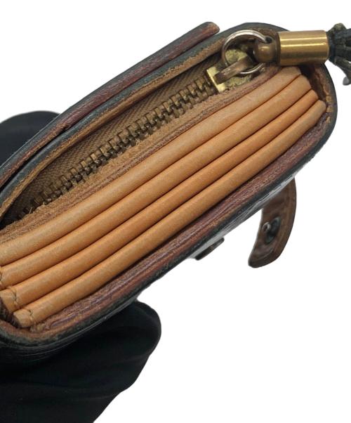 Felisi（フェリージ）Felisi (フェリージ) 型押し2つ折り財布 ブラックの古着・服飾アイテム