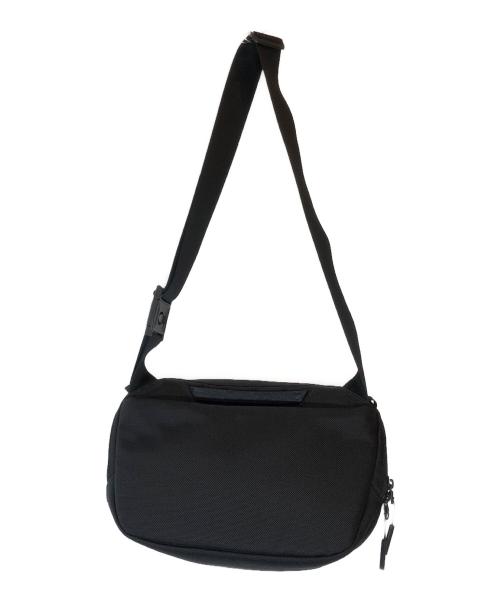 AER（エアー）AER (エアー) Day Sling 3 ブラックの古着・服飾アイテム
