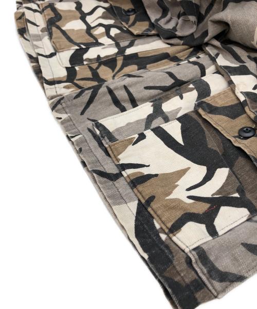 PREDATOR CAMOUFLAGE（プレデター カモフラージュ）PREDATOR CAMOUFLAGE (プレデター カモフラージュ) デジカモフラジャケット ブラウン サイズ:Mの古着・服飾アイテム