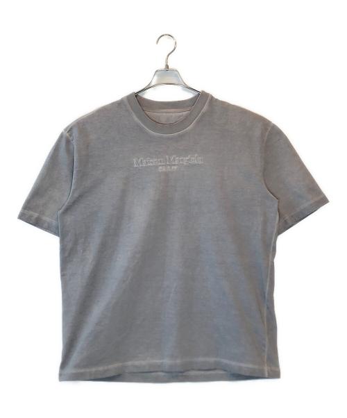 Maison Margiela（メゾンマルジェラ）Maison Margiela (メゾンマルジェラ) EMBROIDERED LOGO T-SHIRT グレー サイズ:44の古着・服飾アイテム