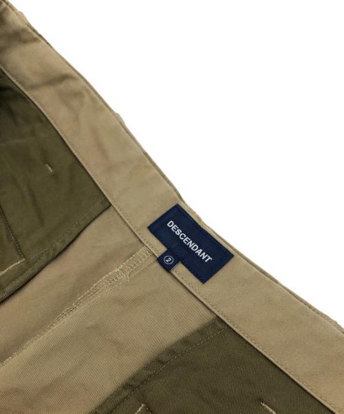 DESCENDANT（ディセンダント）DESCENDANT (ディセンダント) BUCKET CARGO TROUSERS ベージュ サイズ:2の古着・服飾アイテム