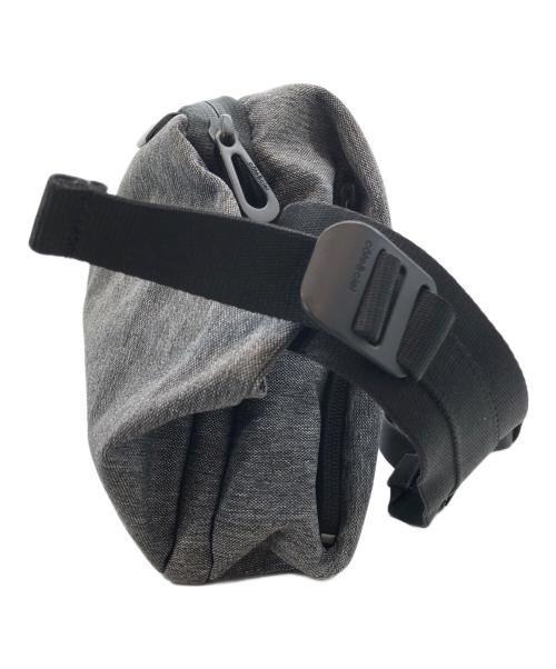 Cote&Ciel（コートエシエル）Cote&Ciel (コートエシエル) ISARAU ECO YARN BLACKMELANGE グレーの古着・服飾アイテム