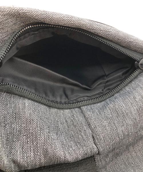 Cote&Ciel（コートエシエル）Cote&Ciel (コートエシエル) ISARAU ECO YARN BLACKMELANGE グレーの古着・服飾アイテム