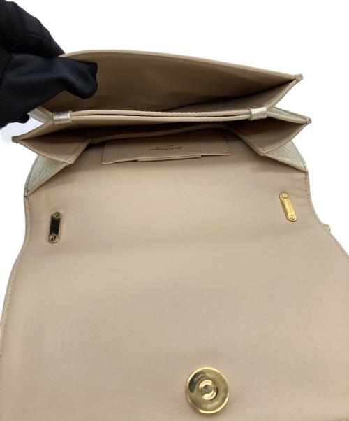Salvatore Ferragamo（サルヴァトーレ フェラガモ）Salvatore Ferragamo (サルヴァトーレ フェラガモ) Small Ginevra Shoulder Bag ゴールドの古着・服飾アイテム