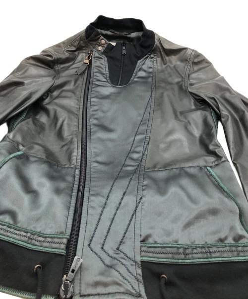 Yves Saint Laurent（イヴサンローラン）Yves Saint Laurent (イヴサンローラン) ラムレザー アシンメトリージャケット ブラック×グレー サイズ:44の古着・服飾アイテム