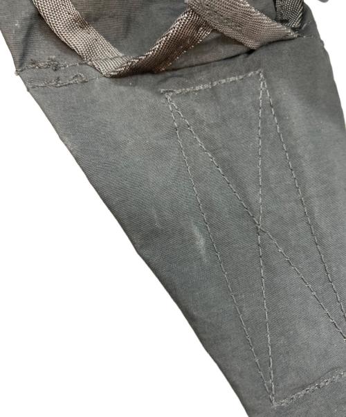 C.P COMPANY（シーピーカンパニー）C.P COMPANY (シーピーカンパニー) ショルダーバッグ グレーの古着・服飾アイテム
