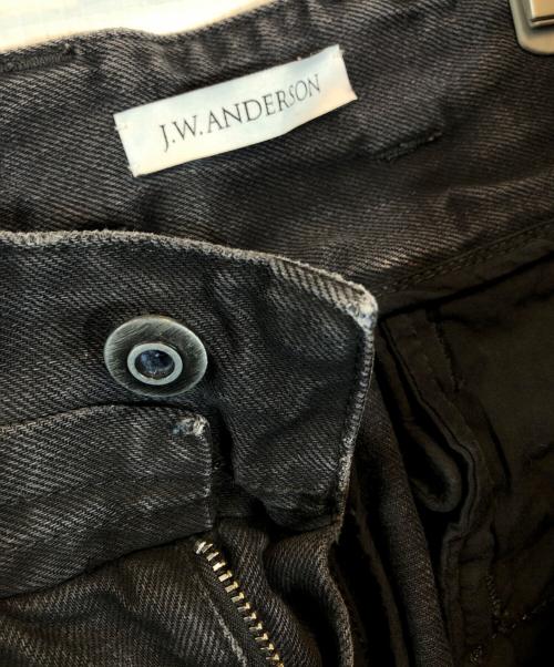 J.W.ANDERSON（ジェイダブリューアンダーソン）J.W.ANDERSON (ジェイダブリューアンダーソン) PLEAT FRONT BAGGY TROUSER ブラック サイズ:UK34の古着・服飾アイテム