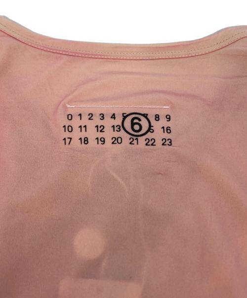 MM6 Maison Margiela（エムエムシックスメゾンマルジェラ）MM6 Maison Margiela (エムエムシックスメゾンマルジェラ) Body Con Tee ピンク サイズ:SIZE M (MEN SIZE S) 未使用品の古着・服飾アイテム