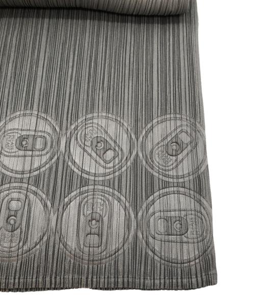 PLEATS PLEASE（プリーツプリーズ）PLEATS PLEASE (プリーツプリーズ) アルミ缶型押しプリーツスカート グレー サイズ:2の古着・服飾アイテム