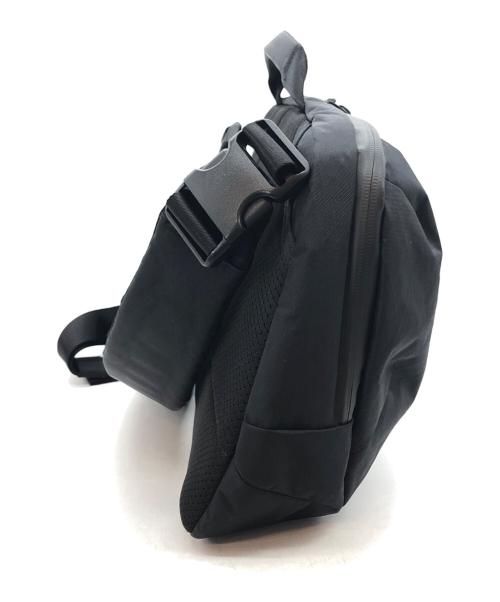 AER（エアー）Aer (エアー) Tech Sling 3 ブラックの古着・服飾アイテム