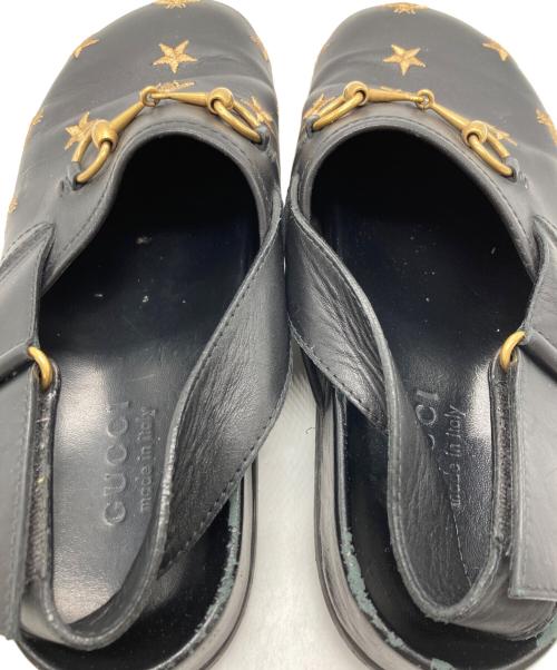 GUCCI（グッチ）GUCCI (グッチ) ビー スター ホースビット クロッグ サンダル ブラック×ゴールド サイズ:SIZE 8の古着・服飾アイテム