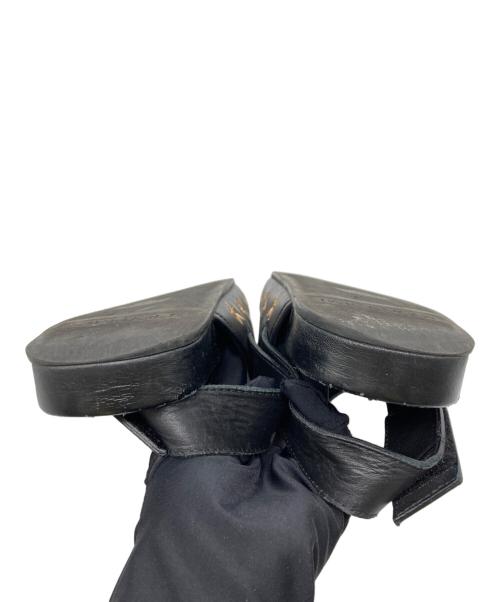 GUCCI（グッチ）GUCCI (グッチ) ビー スター ホースビット クロッグ サンダル ブラック×ゴールド サイズ:SIZE 8の古着・服飾アイテム