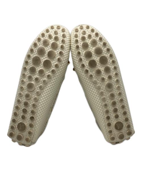 LOUIS VUITTON（ルイ ヴィトン）LOUIS VUITTON (ルイ ヴィトン) グロリアラインローファー ホワイト サイズ:N39の古着・服飾アイテム