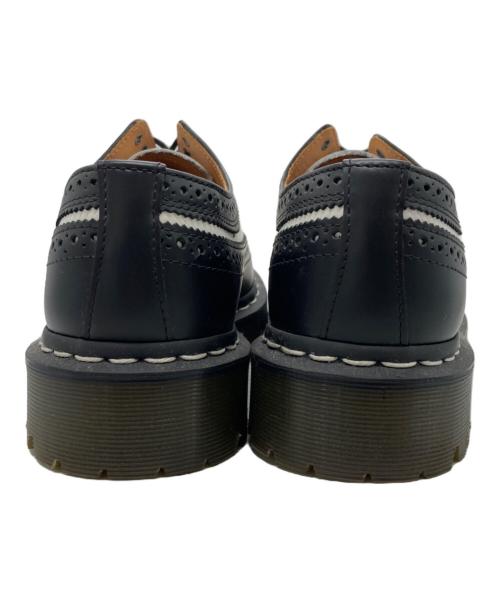 Dr.Martens（ドクターマーチン）Dr.Martens (ドクターマーチン) 10458 ウィングチップシューズ ホワイト×ブラック サイズ:UK6の古着・服飾アイテム
