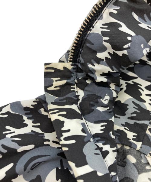 A BATHING APE（アベイシングエイプ）A BATHING APE (アベイシングエイプ) ナイロンジャケット グレー サイズ:Lの古着・服飾アイテム