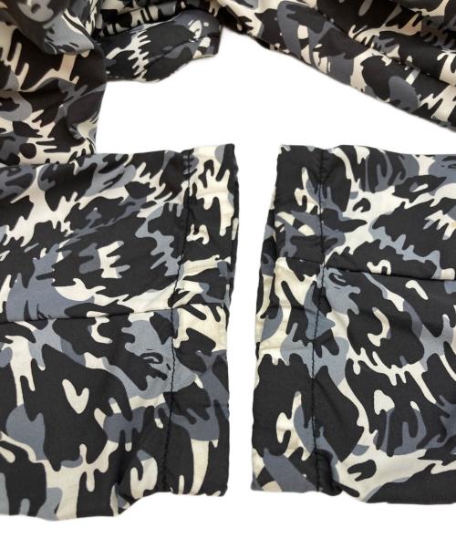 A BATHING APE（アベイシングエイプ）A BATHING APE (アベイシングエイプ) ナイロンジャケット グレー サイズ:Lの古着・服飾アイテム