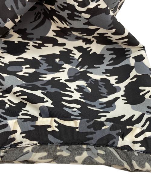 A BATHING APE（アベイシングエイプ）A BATHING APE (アベイシングエイプ) ナイロンジャケット グレー サイズ:Lの古着・服飾アイテム