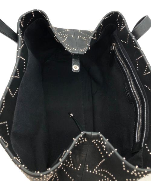 JIMMY CHOO（ジミーチュウ）JIMMY CHOO (ジミーチュウ) スタースタッズ レザートートバッグ ブラックの古着・服飾アイテム