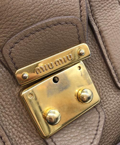 MIU MIU（ミュウミュウ）MIU MIU (ミュウミュウ) 2WAYバッグ ブラウンの古着・服飾アイテム