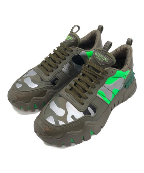 VALENTINO（ヴァレンティノ）VALENTINO (ヴァレンティノ) ノガラヴァーニ ロックスタッズ レザー スニーカー カーキ サイズ:41の古着・服飾アイテム