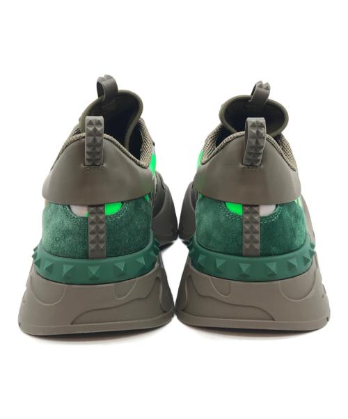 VALENTINO（ヴァレンティノ）VALENTINO (ヴァレンティノ) ノガラヴァーニ ロックスタッズ レザー スニーカー カーキ サイズ:41の古着・服飾アイテム