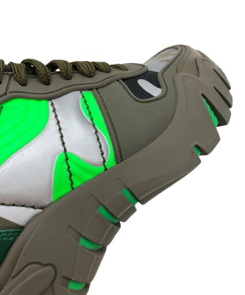 VALENTINO（ヴァレンティノ）VALENTINO (ヴァレンティノ) ノガラヴァーニ ロックスタッズ レザー スニーカー カーキ サイズ:41の古着・服飾アイテム