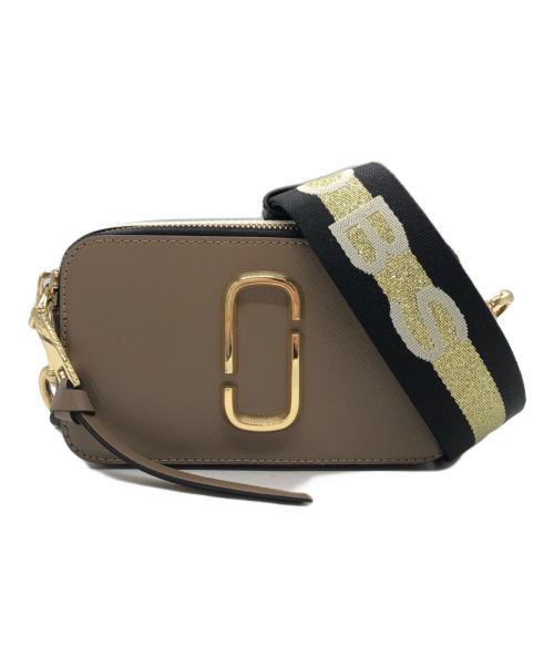 MARC JACOBS（マークジェイコブス）MARC JACOBS (マークジェイコブス) スナップショットショルダーバッグ ブラウンの古着・服飾アイテム