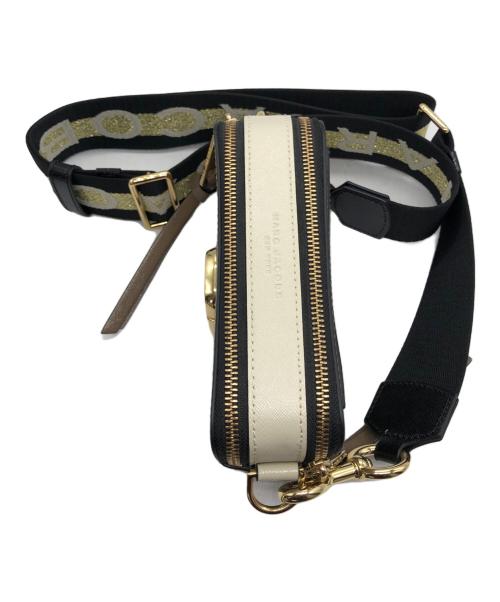 MARC JACOBS（マークジェイコブス）MARC JACOBS (マークジェイコブス) スナップショットショルダーバッグ ブラウンの古着・服飾アイテム