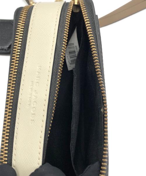MARC JACOBS（マークジェイコブス）MARC JACOBS (マークジェイコブス) スナップショットショルダーバッグ ブラウンの古着・服飾アイテム