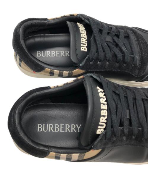 BURBERRY（バーバリー）BURBERRY (バーバリー) ローカットスニーカー ブラック サイズ:42の古着・服飾アイテム