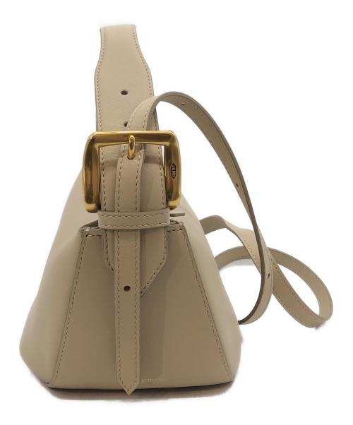 J&M DAVIDSON（ジェイ＆エム デヴィッドソン）J&M DAVIDSON (ジェイ＆エム デヴィッドソン) QUIVER ZIP ベージュの古着・服飾アイテム