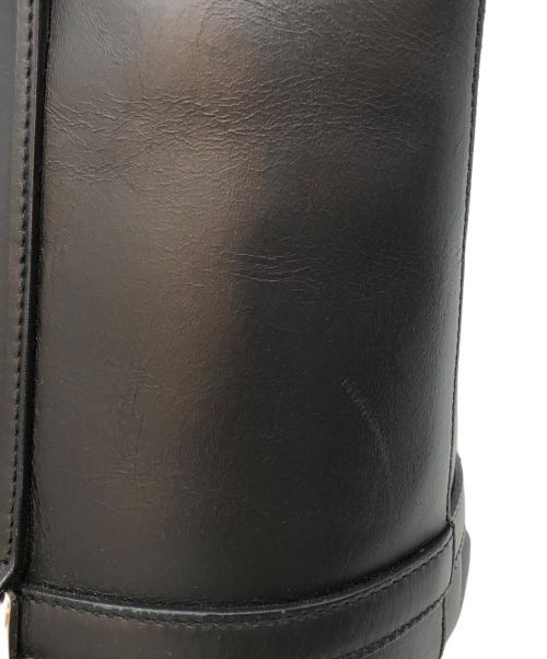 Salvatore Ferragamo（サルヴァトーレ フェラガモ）Salvatore Ferragamo (サルヴァトーレ フェラガモ) ヴァラハンドバッグ ブラックの古着・服飾アイテム