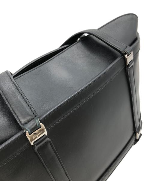 Salvatore Ferragamo（サルヴァトーレ フェラガモ）Salvatore Ferragamo (サルヴァトーレ フェラガモ) ヴァラハンドバッグ ブラックの古着・服飾アイテム