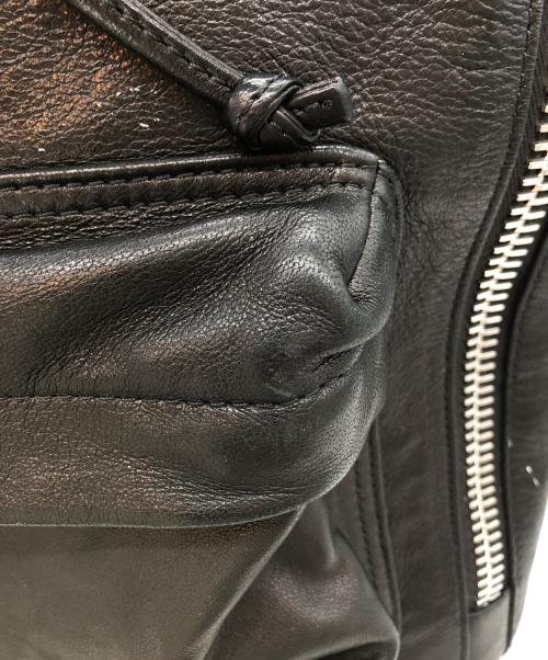 MCM（エムシーエム）MCM (エムシーエム) リュック ブラックの古着・服飾アイテム