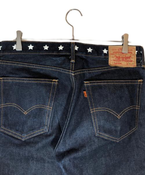SUPREME（シュプリーム）SUPREME (シュプリーム) LEVI'S (リーバイス) スタープリントセルビッチジーンズ インディゴ サイズ:SIZE W32×L32の古着・服飾アイテム