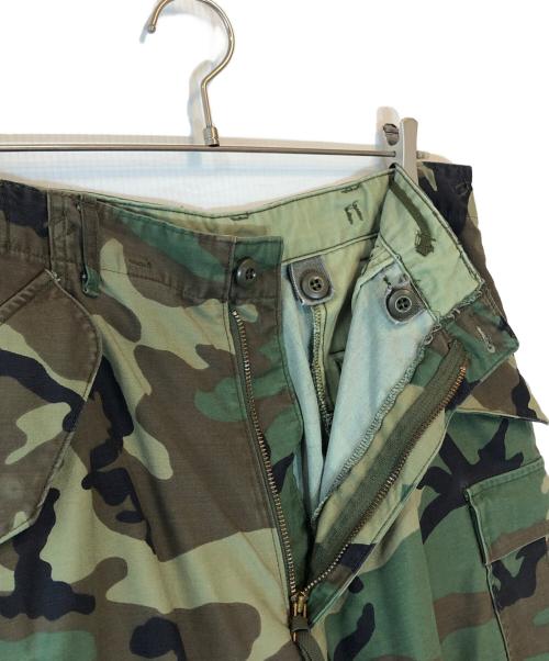 US ARMY（ユーエスアーミー）US ARMY (ユーエスアーミー) M-65 Trousers WOODLAND CAMO カーキ サイズ:MEDIUMME-SHORTの古着・服飾アイテム