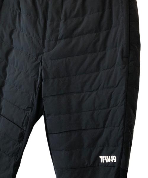 TFW49（ティーエフダブリューフォーティーナイン）TFW49 (ティーエフダブリューフォーティーナイン) SHIELD WARMER DOWN PANTS ブラック サイズ:XL 未使用品の古着・服飾アイテム