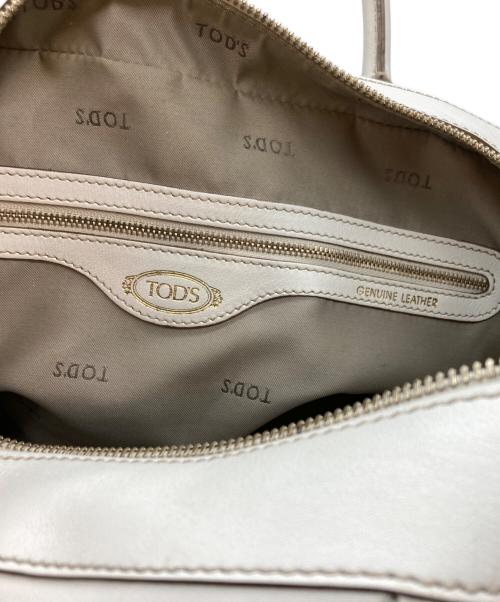 TOD'S（トッズ）TOD'S (トッズ) 2WAYバッグ ホワイトの古着・服飾アイテム
