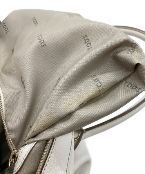 TOD'S（トッズ）TOD'S (トッズ) 2WAYバッグ ホワイトの古着・服飾アイテム
