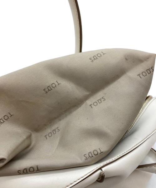 TOD'S（トッズ）TOD'S (トッズ) 2WAYバッグ ホワイトの古着・服飾アイテム