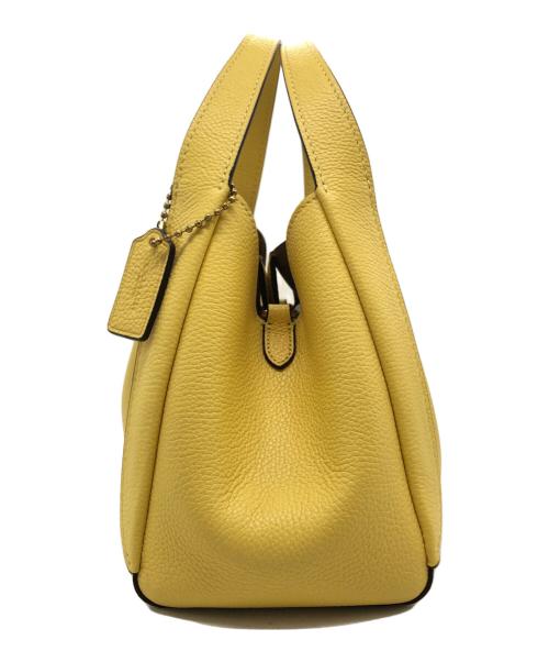COACH（コーチ）COACH (コーチ) ハドリー ホーボー 2WAY ハンドバッグ レザー イエローの古着・服飾アイテム