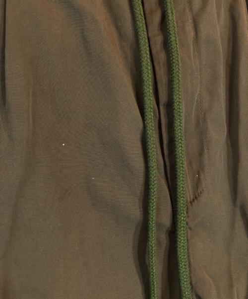 TIGHTBOOTH PRODUCTION（タイトブースプロダクション）TIGHTBOOTH PRODUCTION (タイトブースプロダクション) BAGGY EASY CARGO PANTS オリーブ サイズ:Mの古着・服飾アイテム