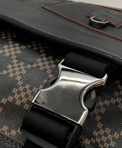 FURLA（フルラ）FURLA (フルラ) レザーメッセンジャーバッグ ブラックの古着・服飾アイテム