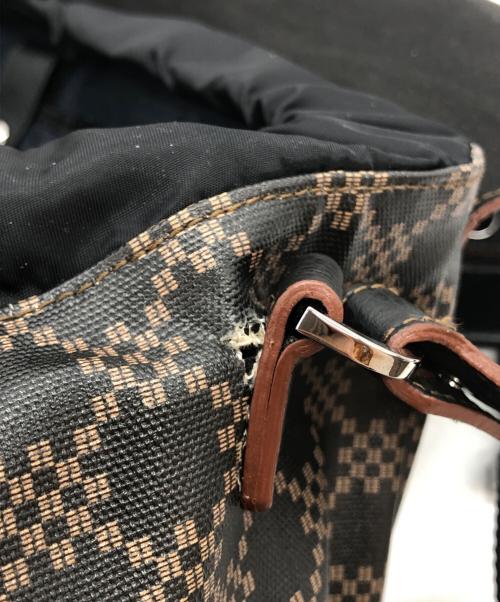 FURLA（フルラ）FURLA (フルラ) レザーメッセンジャーバッグ ブラックの古着・服飾アイテム