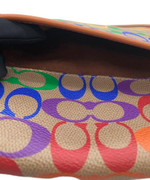 COACH（コーチ）COACH (コーチ) ウィロウ サドル バッグ レインボー シグネチャー キャンバス ブラウンの古着・服飾アイテム